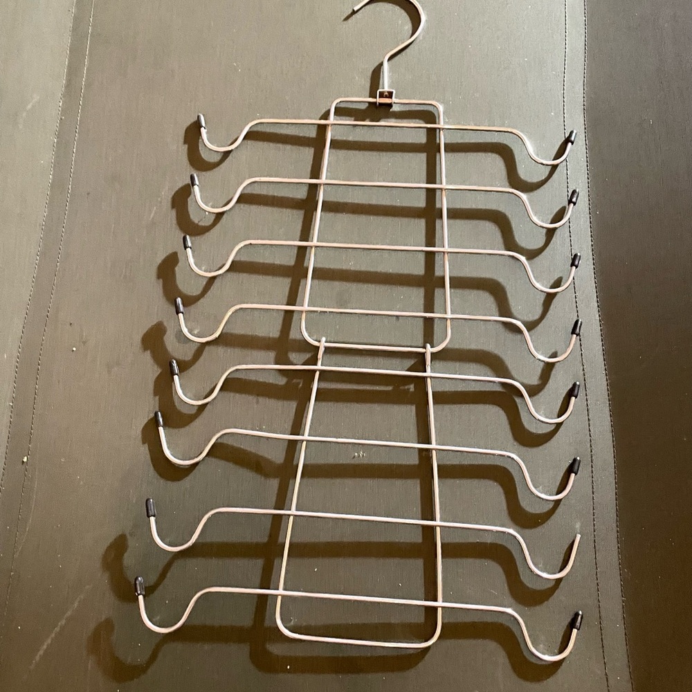 2Metal Tie Rack, Tie Hanger for Men Closet Hanging Space Saving Holder 16 Hook